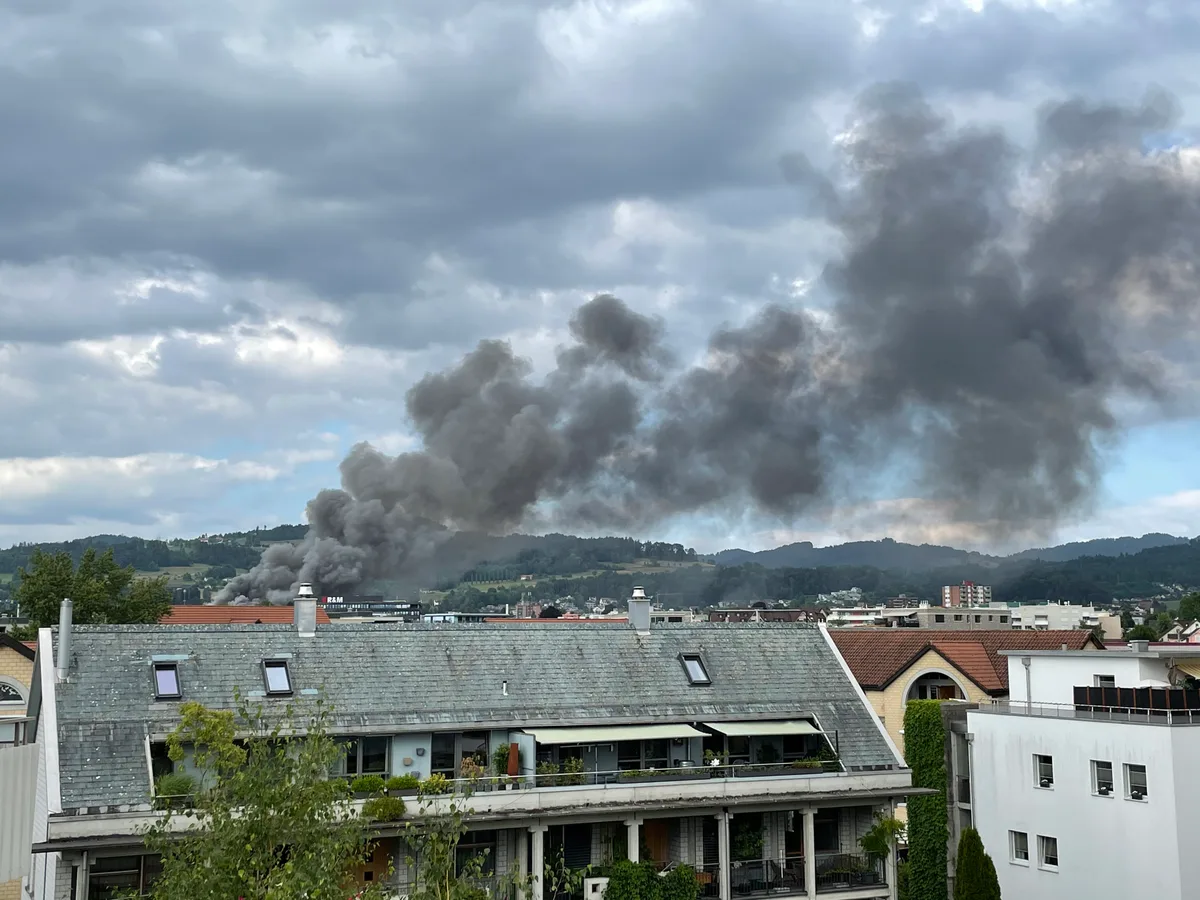 Bilder vom Brand in Wetzikon 3. Juli 2023.